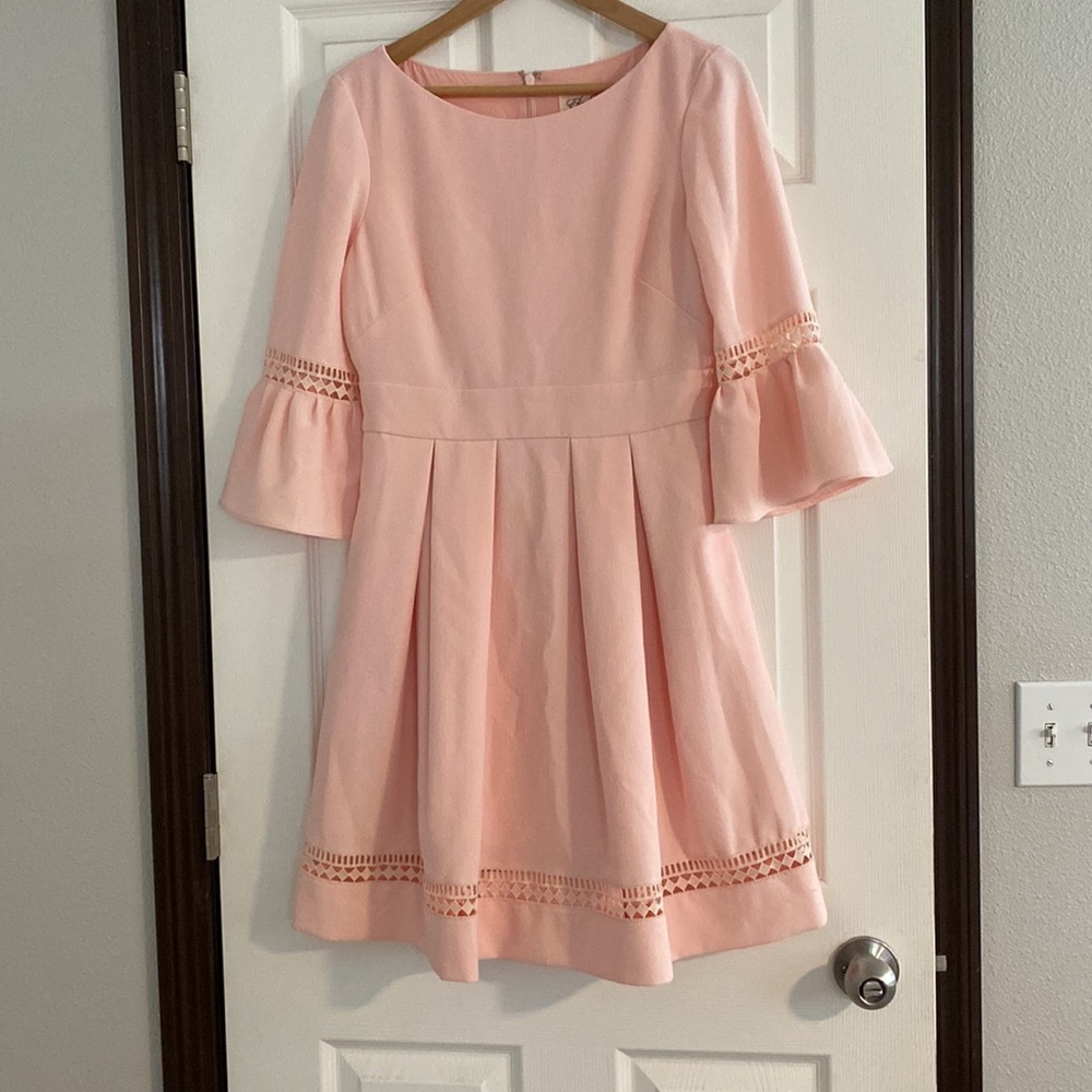 Eliza J Pink Bell Sleeve Dress Size 8 Crepe Fit & Flare Pockets Lace Insets